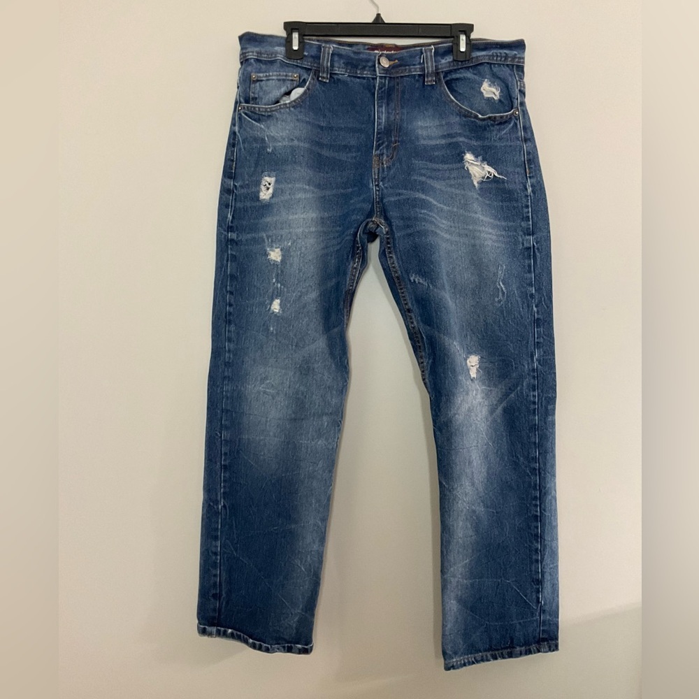 Men's Akademiks Distressed Blue Jeans 36 x 32